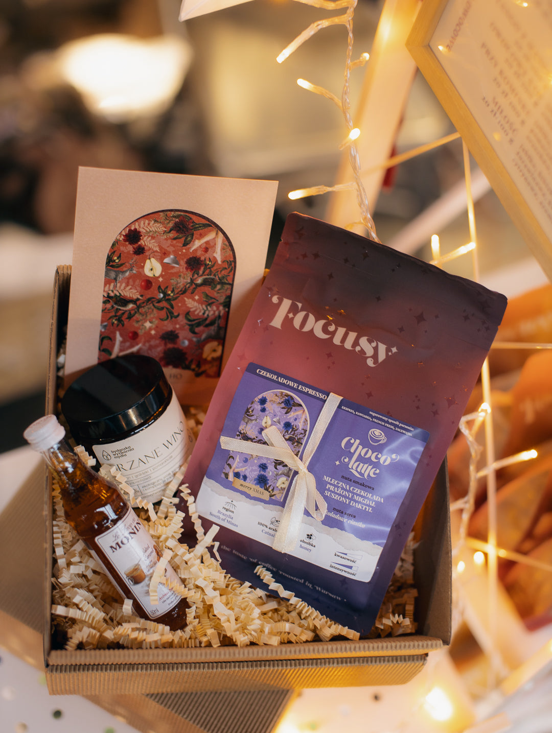 KAWA W PREZENCIE? na co zwrócić uwagę, kupując kawę na prezent Poradnik Świąteczny 2025